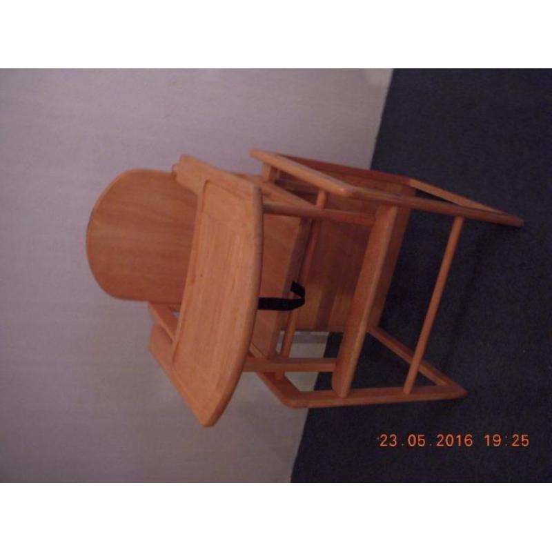houten stoelje