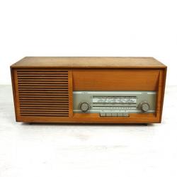 Leuke retro/vintage radio van hout, werkt perfect!