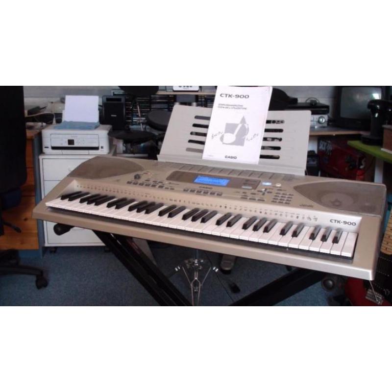 Casio Keyboard CTK-900 met onderstel, bank en cursus