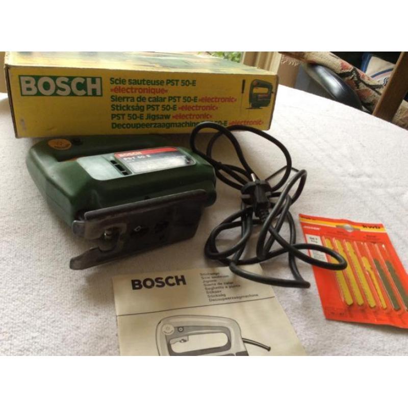 Bosch electronic decoupeerzaagmachine PST -50E