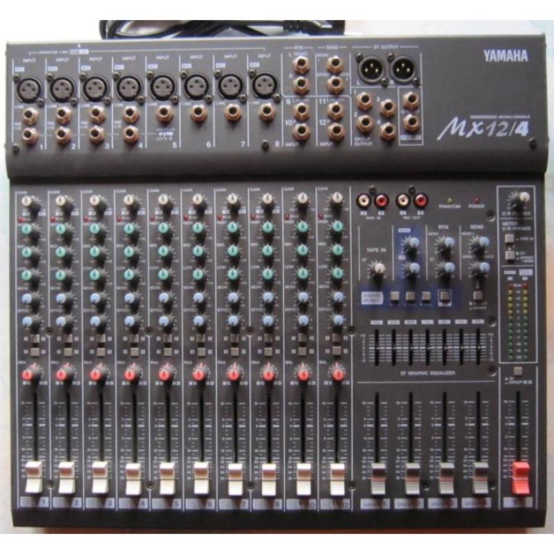 Yamaha 12/4 mengtafel mengpaneel mixer