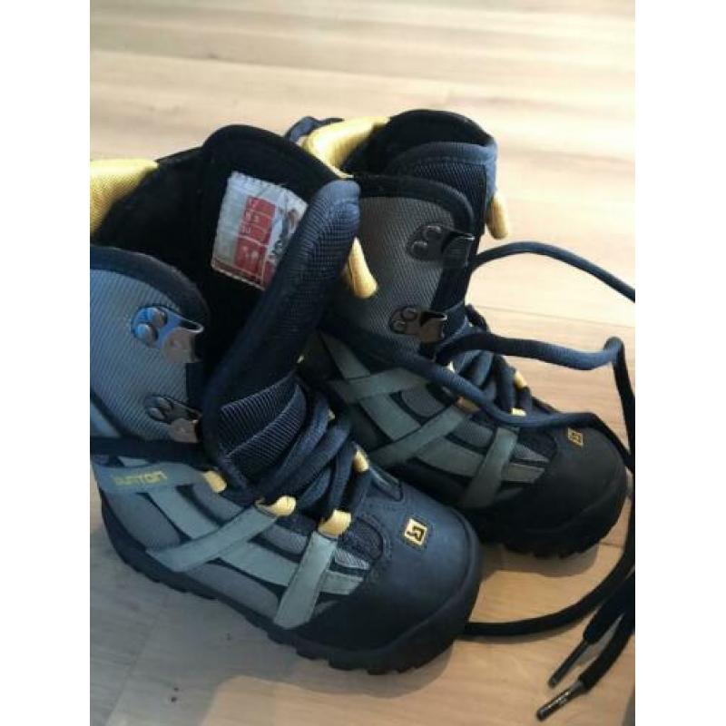 Burton snowboard schoenen maat 27