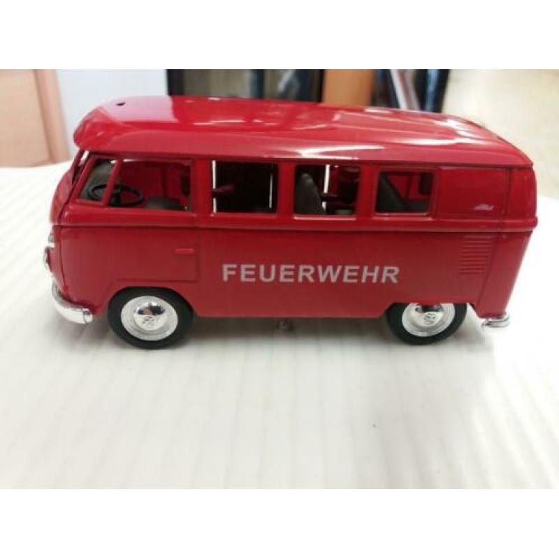 Model auto. Volkswagen busje. Microbus (1962) Welly.