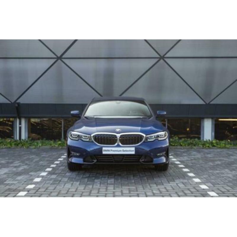 BMW 3 Serie 330i High Executive Edition Head-Up-Display / Le