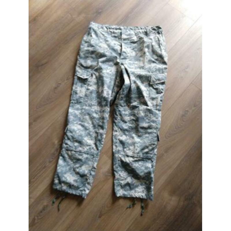 Army combat uniform ACU / USA broek maat L-XL