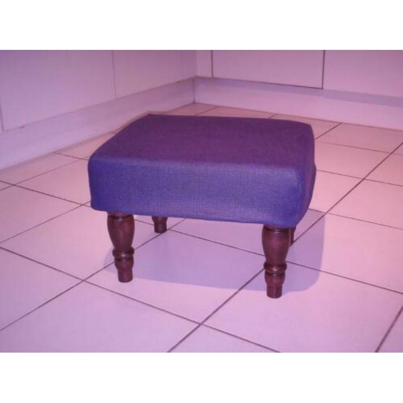 Footstool 37x45cm - met velours violet. Nieuw !!