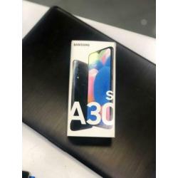 Samsung A30s nieuw in doss