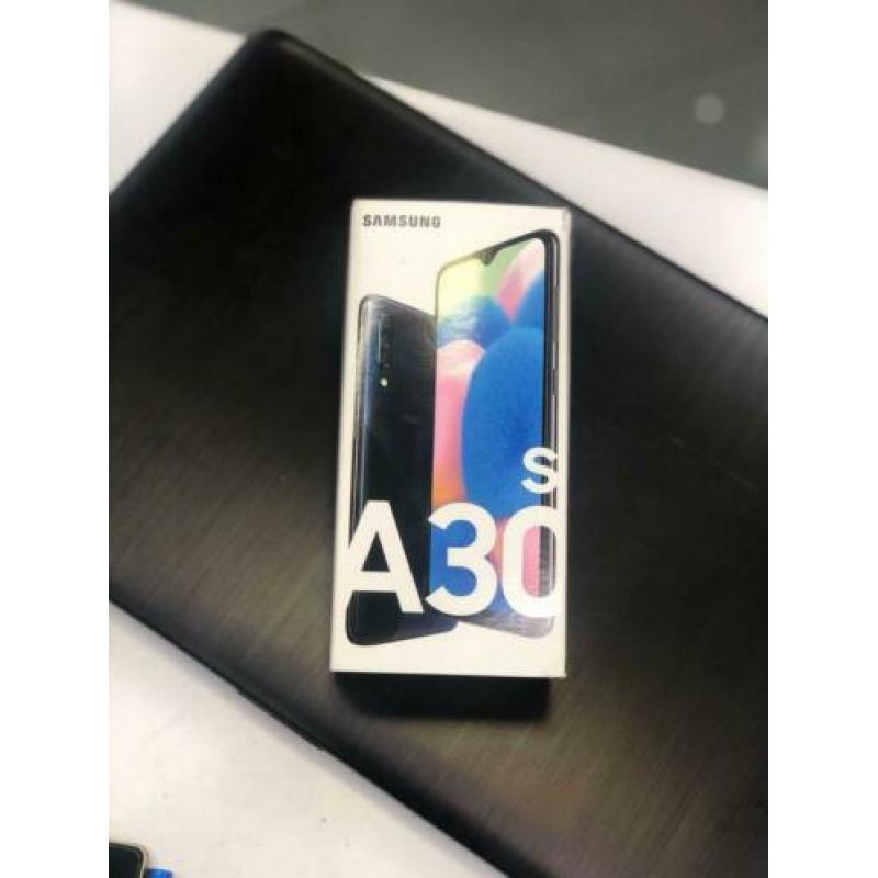 Samsung A30s nieuw in doss