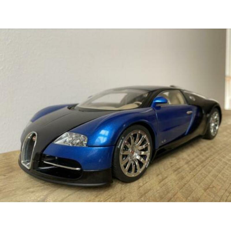1:18 Bugatti EB 16.4 Veyron blauw-blauw Autoart / JJTOP