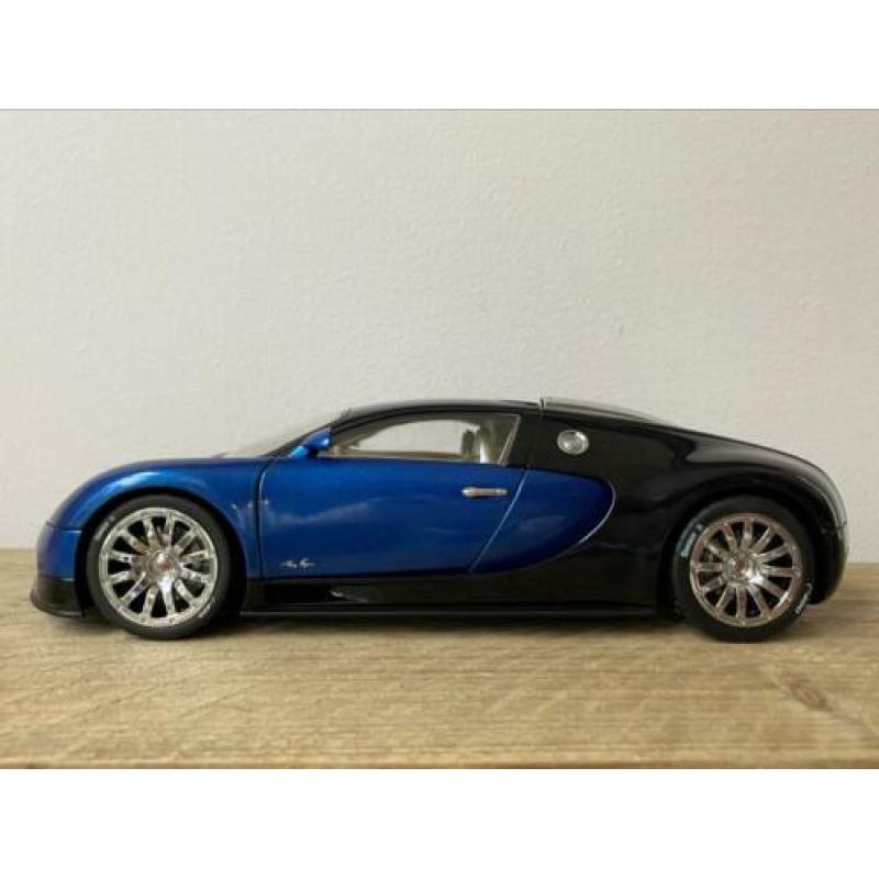 1:18 Bugatti EB 16.4 Veyron blauw-blauw Autoart / JJTOP