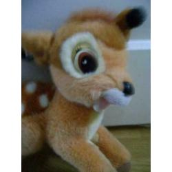 bambi knuffel 30 x 30 cm