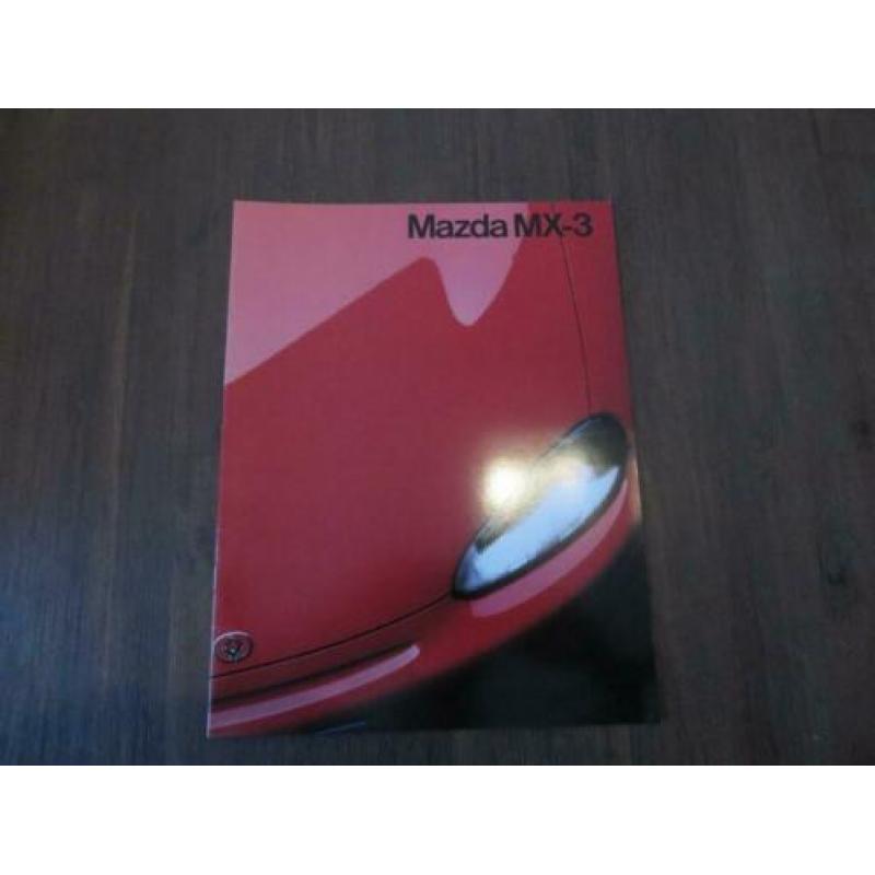 Mazda folders en stickers Onder andere van de Xedos 6