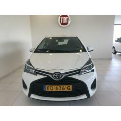 Toyota Yaris 1.0 VVT-i Now Airco € 1.000,- Slooppremie