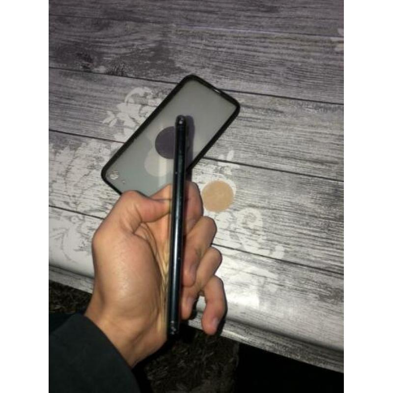Iphone 7 mat zwart