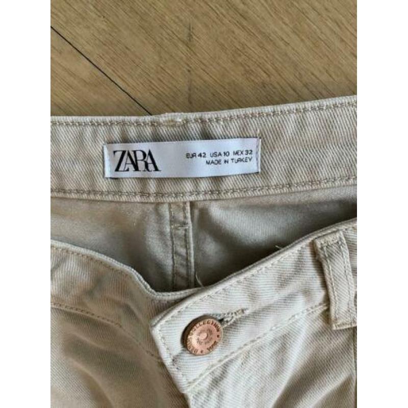 Zara jeans maat 42 2X gedragen