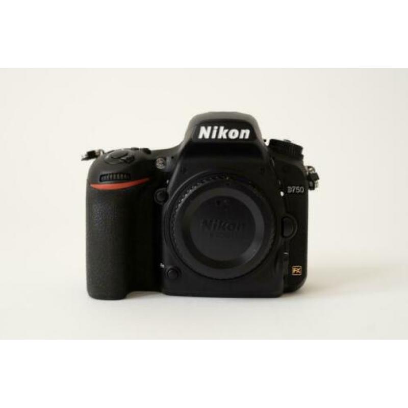 Nikon D750 - Z.G.A.N. (8285 clicks)