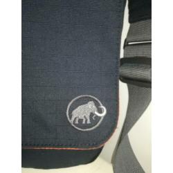 FINAL SALE!! Mammut crossbody sportieve handtas/travelbag,