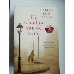 Alle 4 de boeken van Carloz Ruiz Zafon.