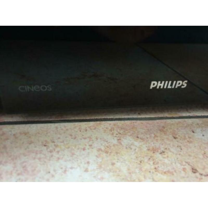 Philips hts8100