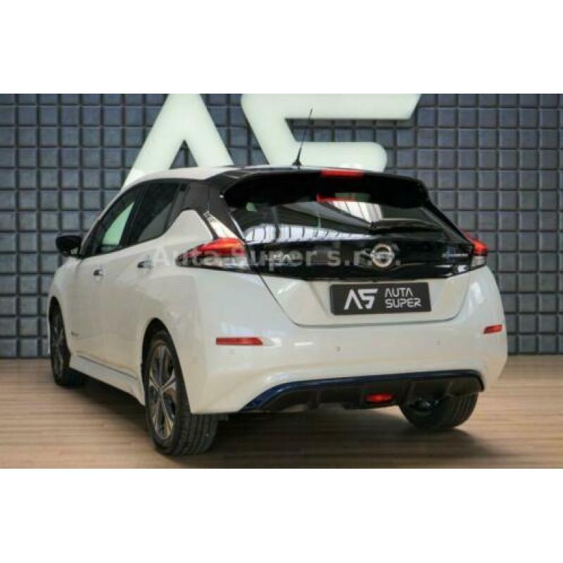 Nissan Leaf 2.ZERO EDITION 40 kWh | Stoelverwarming | Bose |