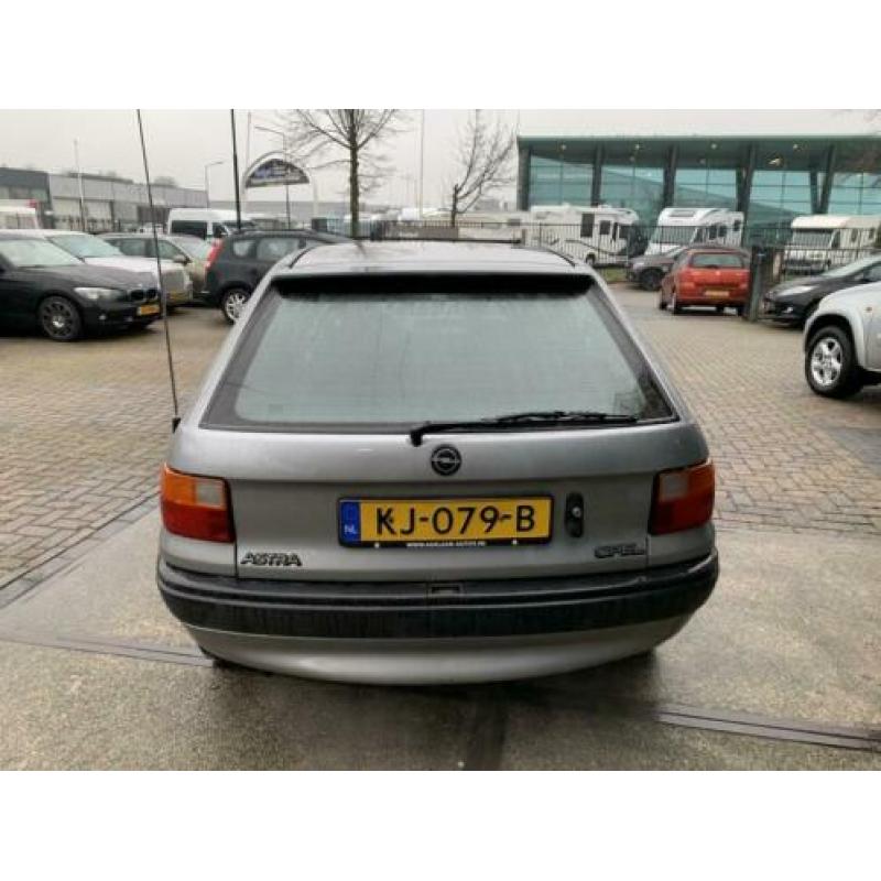 Opel Astra 1.4 Si GT Stuurbekracht. ! 8 Klepper ! (bj 1994)